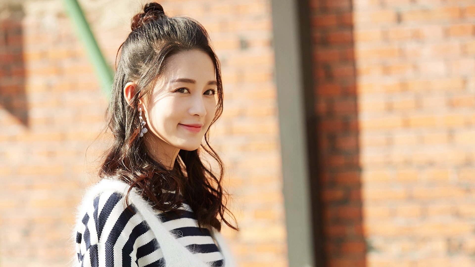 九游娱乐(jiuyou)官方网站-媒体评论：欧冠比赛中最具争议的判罚，欧冠犯规