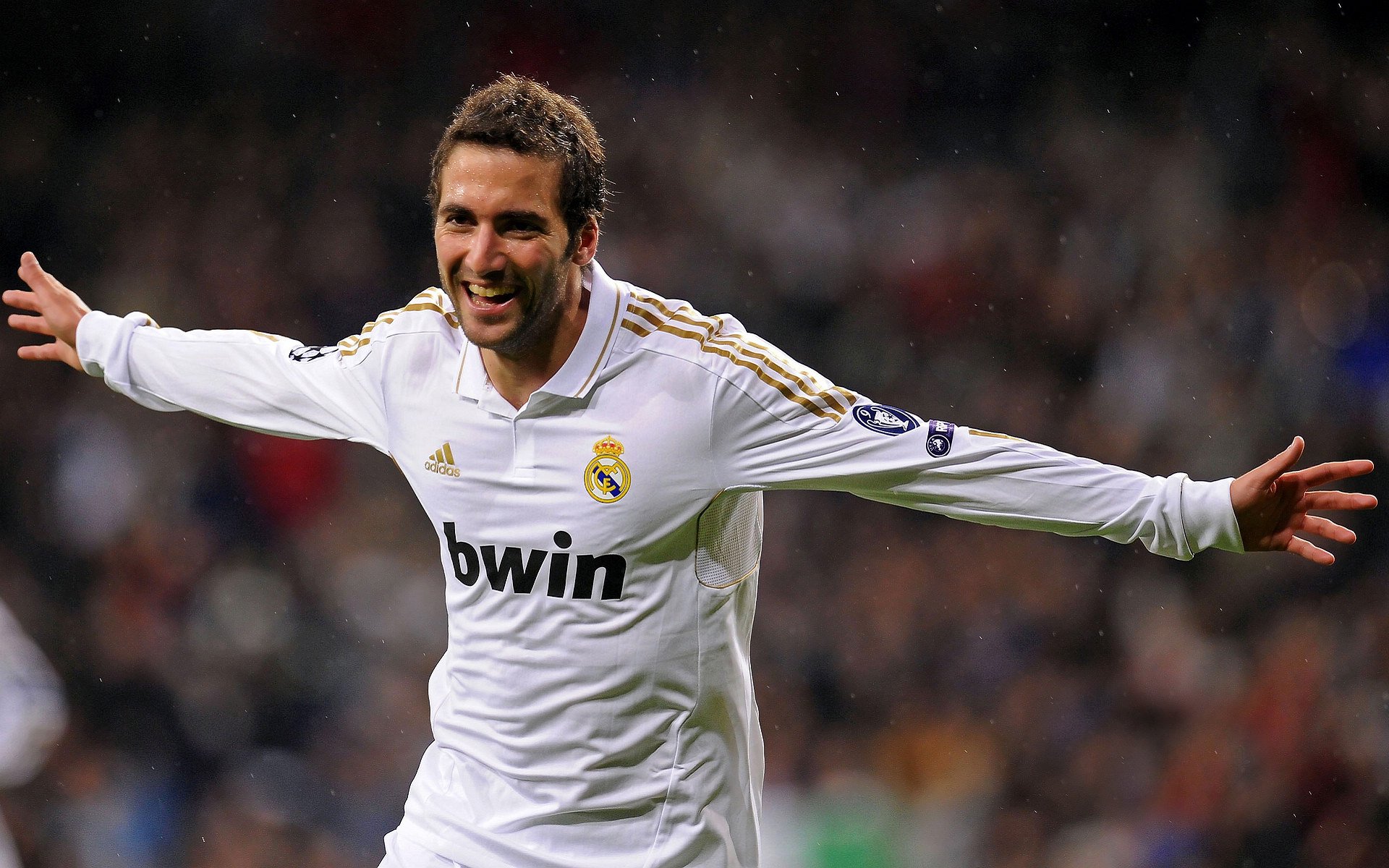 精彩镜头：连续得分瞬间折射技术高度