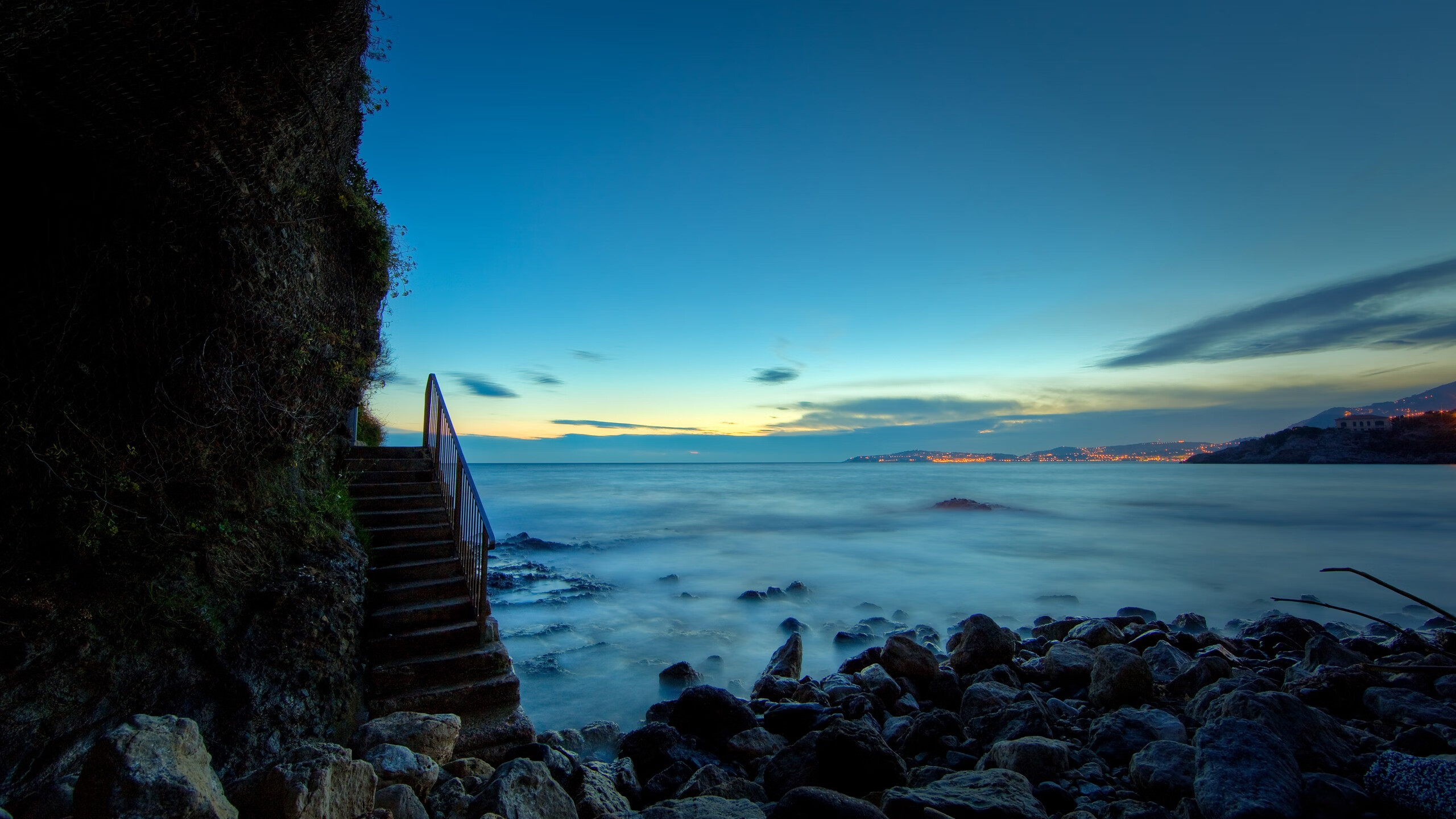 九游jiuyou-是否应推动球队参与本地教育投资，是否应推动球队参与本地教育投资工作